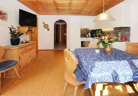 Апартаменты Haus Madrisella